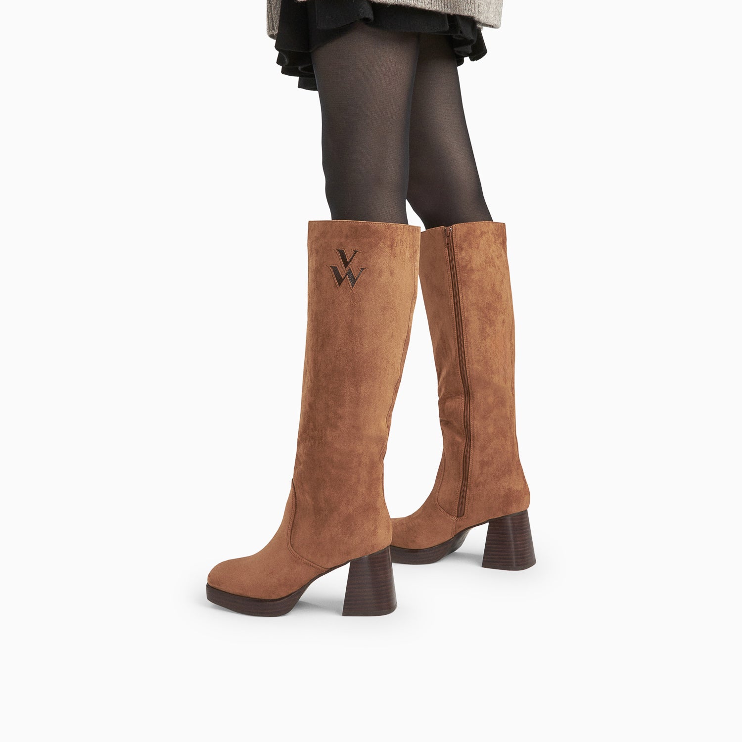 Bottes en suédine camel à plateforme et talon effet bois femme Vanessa Wu